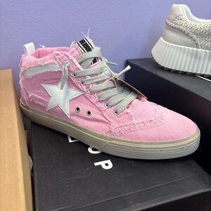 ShuShop Pink and Gray High-Top Sneakers